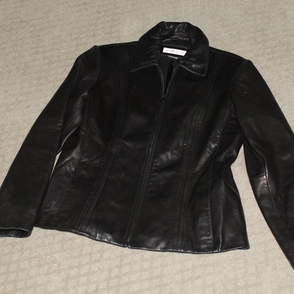 VTG Preston & York Women's Medium Lamb Skin Smooth Leather Button Jacket Black